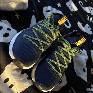 These Under Armour shoes in size 8.5 are brand new. And need a new home!!